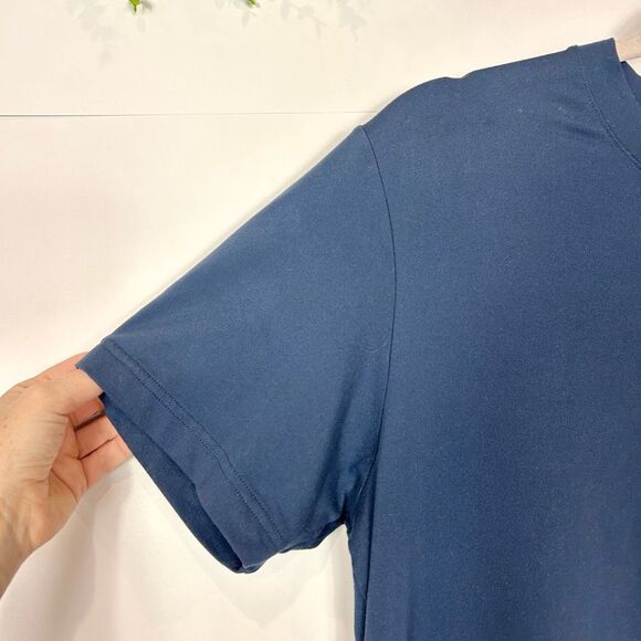 Alo Yoga T-Shirt Mens Medium Navy Blue Conquer Reform Crew Neck Short Sleeve - Picture 7 of 12